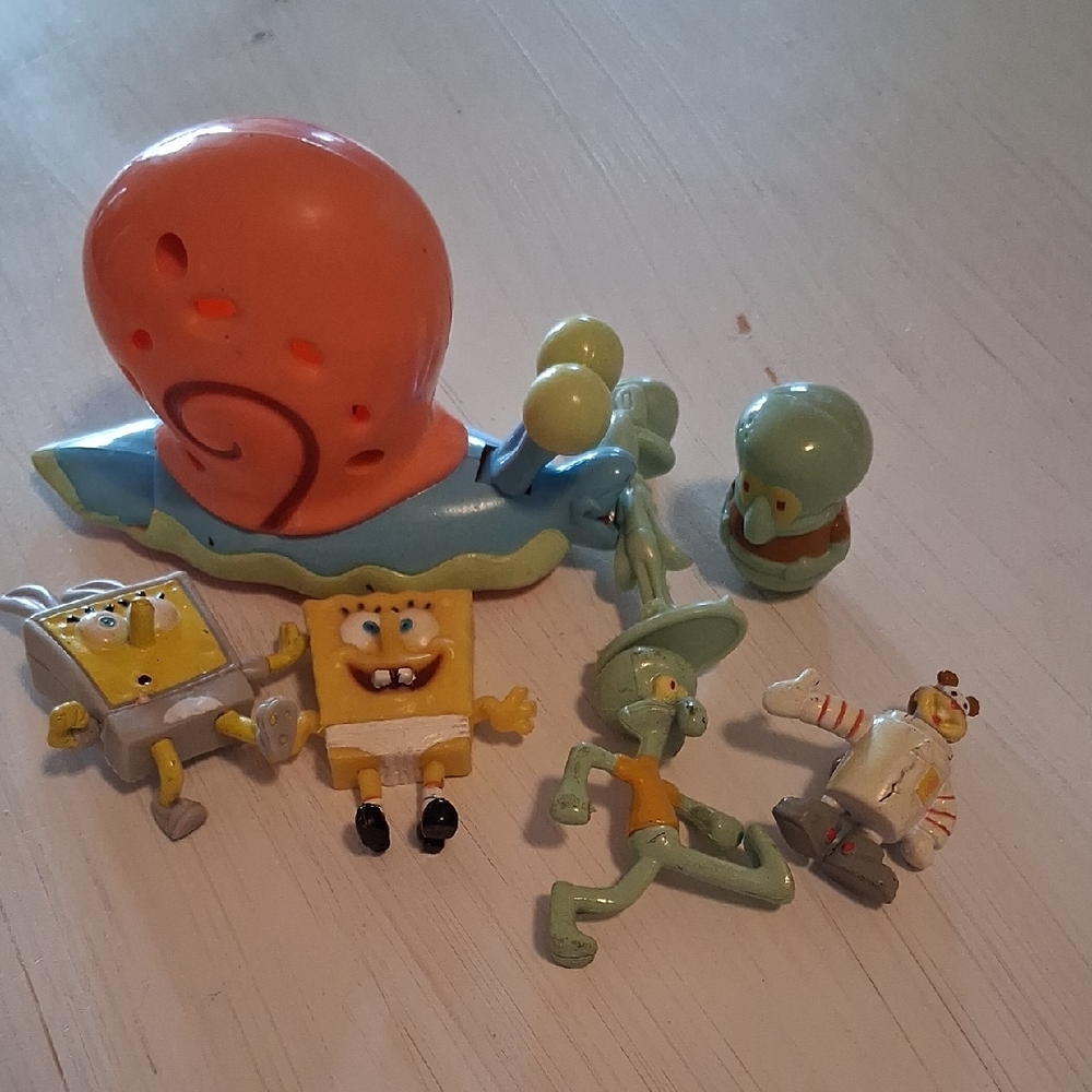 SPONGEBOB SQUAREPANTS TOYS